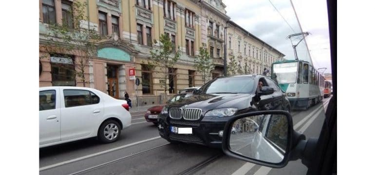 bmw-pe-linia-de-tramvai