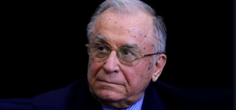 iliescu ingrijorat 1