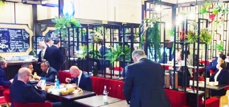 restaurant parlament