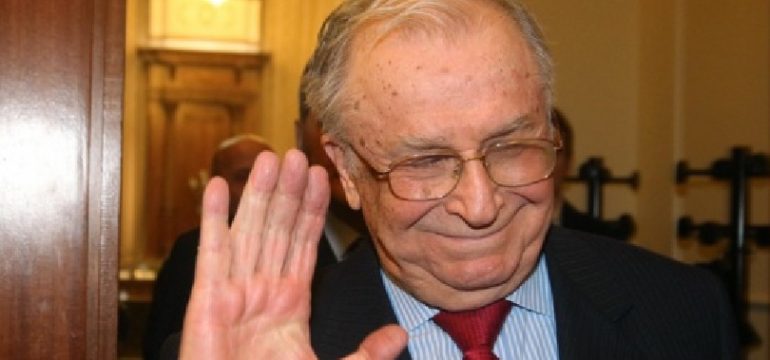iliescu vaccinat