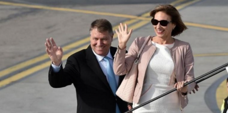 Iohannis Carmen avion