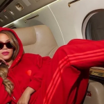 Beyonce, the singer and actress with genius talent who has had the highest sales in history, shows off inside her luxury $40 million private jet.