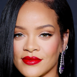 Beautiful Rihanna, the most talented artist in the world, competing with Taylor Swift and Paris Hilton, earned 5 million dollars to sing at an Indian billionaire’s wedding