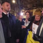 Cand l-ati vazut pe CG sa se opreasca si sa vorbeasca cu sustinatorii lui ND asa cum vorbeste ND cu susținătorii AUR? Niciodata. Nu sunt pe Netflix replici pt așa ceva