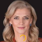 Alina Gorghiu își caută primul job în sectorul privat, deși la pregătirea ei ar fi putut conduce ministere oriunde în lume