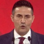 Nu îți e rușine, Claudiu Mandea, să primești bani mulți ca europarlamentar degeaba, fără să faci ceva pentru țara asta, în afară că o înveselești pe Olguța?
