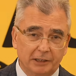 Dle Petrișor PayU, ieșiți un pic din politică și mai puneți mâna la muncă. Rămâne porumbul dacic nesăpat din cauza atâtor discursuri